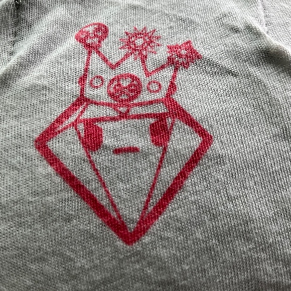 RaRe TokiDoki thin♦️Queen of Diamonds VIXEN kissing💋Gun Beige M - Picture 5 of 12